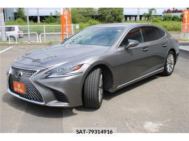 Lexus LS 2019-10 8366739-14