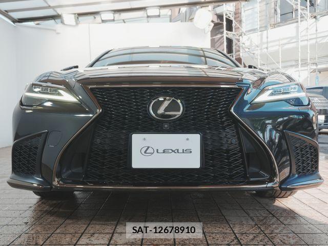 Lexus LS 2022-07 8366740-9