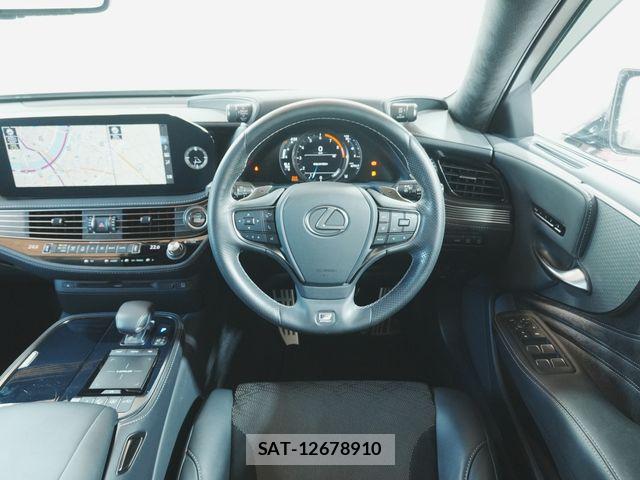 Lexus LS 2022-07 8366740-12