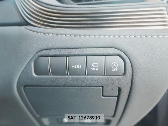 Lexus LS 2022-07 8366740-22