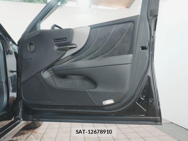 Lexus LS 2022-07 8366740-27