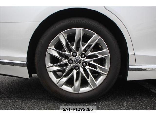 Lexus LS 2020-03 8413292-19