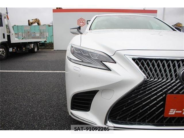 Lexus LS 2020-03 8413292-22