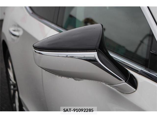 Lexus LS 2020-03 8413292-28