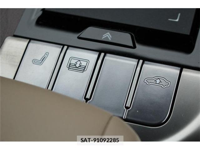 Lexus LS 2020-03 8413292-3