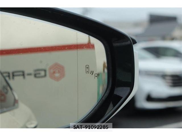 Lexus LS 2020-03 8413292-5