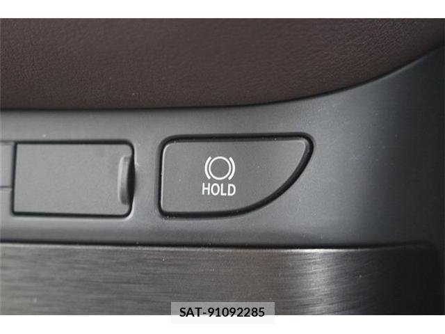 Lexus LS 2020-03 8413292-6
