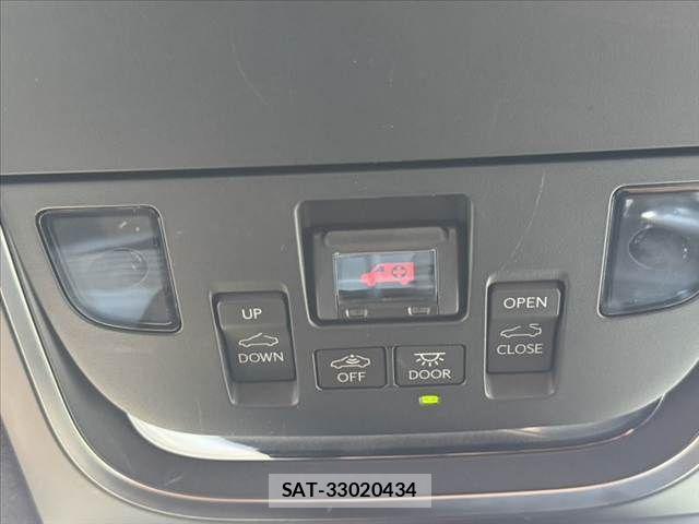 Lexus LS 2018-06 8562449-4
