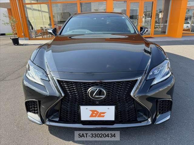 Lexus LS 2018-06 8562449-8