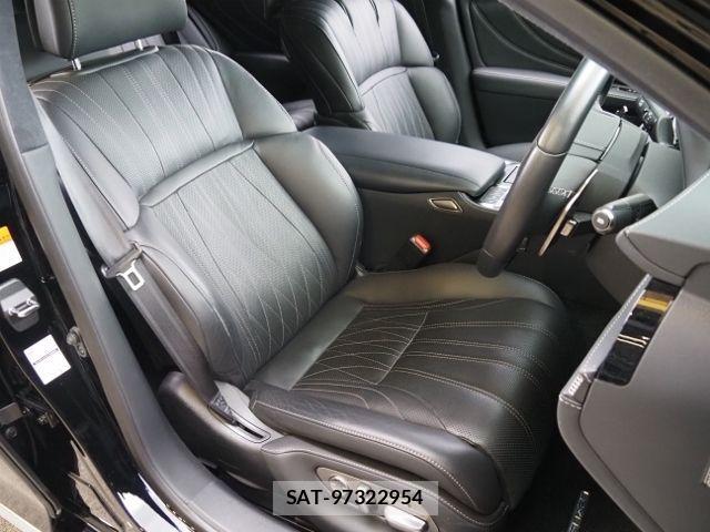Lexus LS 2022-03 915913-10