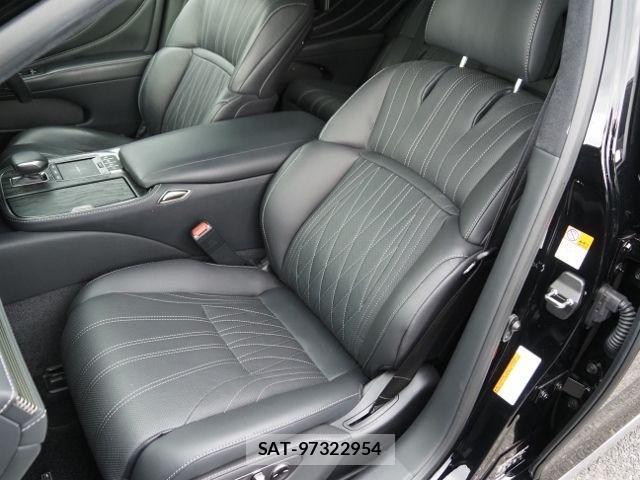 Lexus LS 2022-03 915913-11