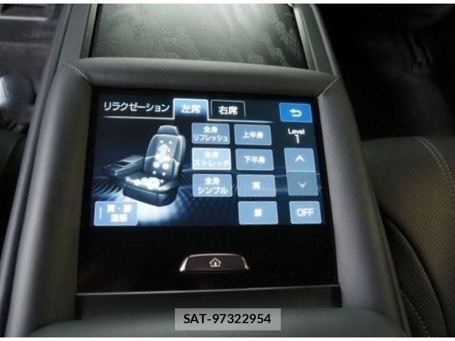Lexus LS 2022-03 915913-15