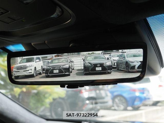 Lexus LS 2022-03 915913-25