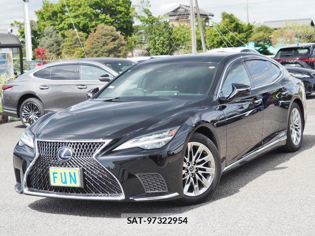 Lexus LS 2022-03 915913-3