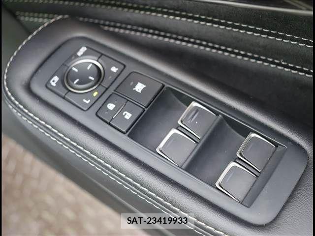 Lexus LS 2017-11 2486743-16
