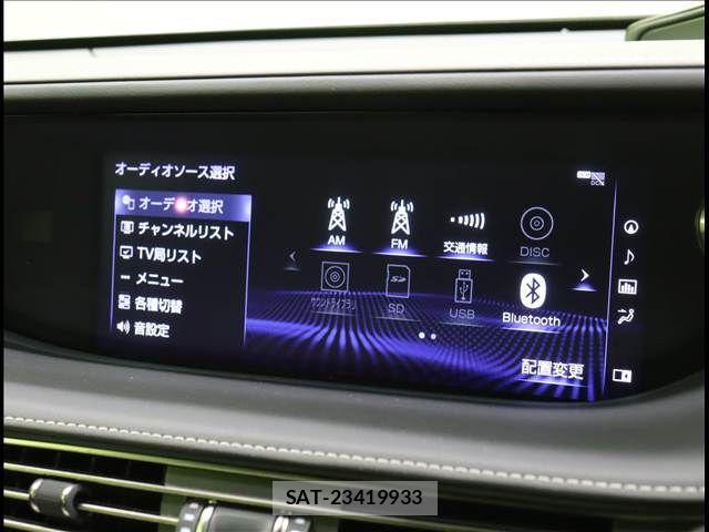 Lexus LS 2017-11 2486743-4