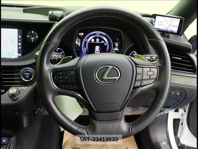 Lexus LS 2017-11 2486743-7
