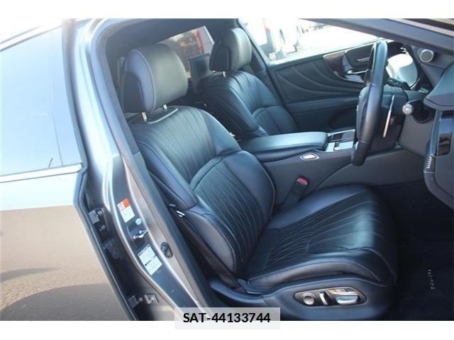 Lexus LS 2018-01 2962943-17
