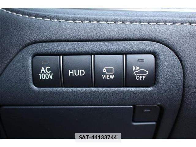 Lexus LS 2018-01 2962943-23