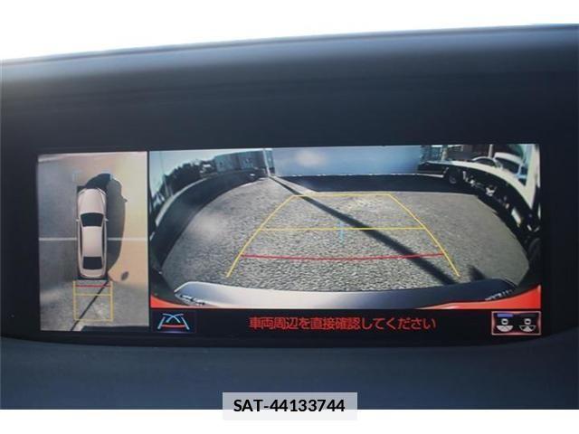 Lexus LS 2018-01 2962943-2