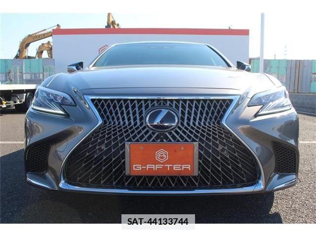 Lexus LS 2018-01 2962943-7