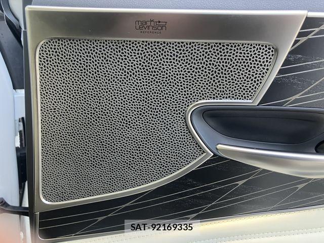 Lexus LS 2022-07 3377910-19