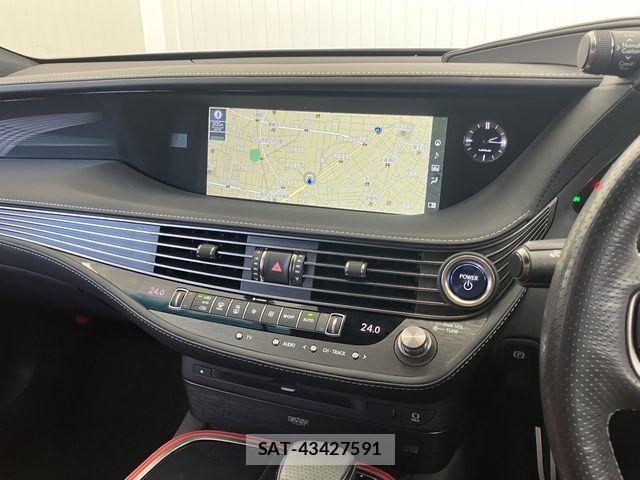 Lexus LS 2019-10 4421761-23