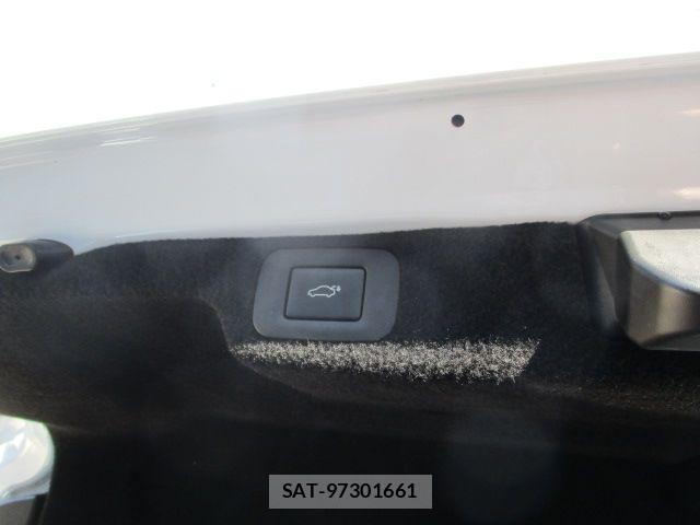 Lexus LS 2017-10 4595498-29