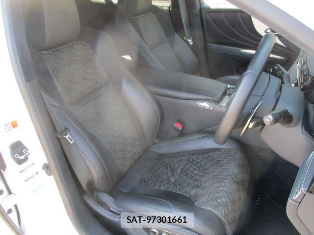 Lexus LS 2017-10 4595498-7