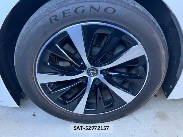 Lexus LS 2023-11 4755035-7