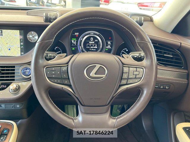 Lexus LS 2017-11 5870924-8