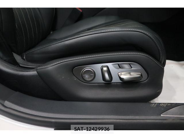 Lexus LS 2020-11 6011647-19