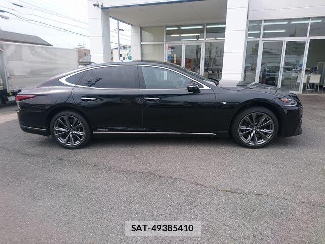 Lexus LS 2017-11 6612857-9