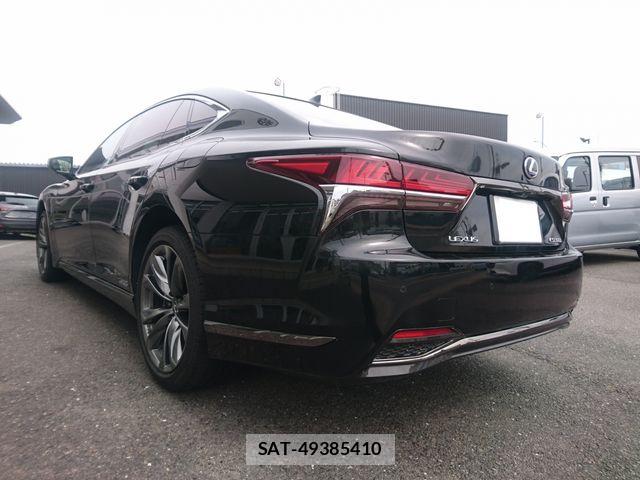 Lexus LS 2017-11 6612857-2