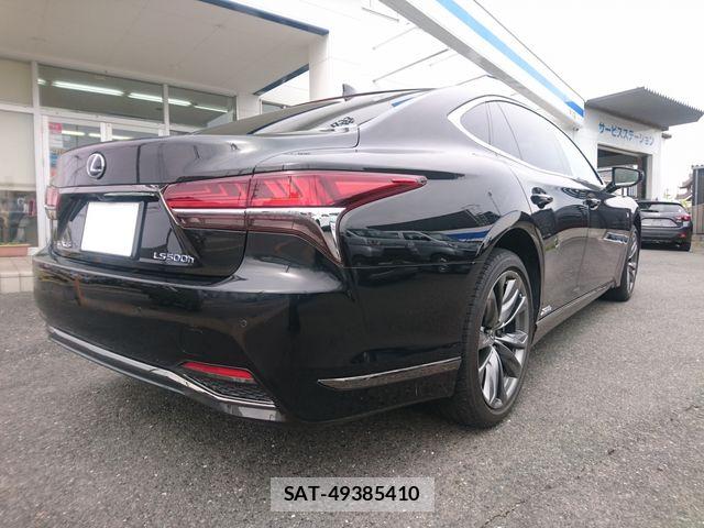 Lexus LS 2017-11 6612857-3