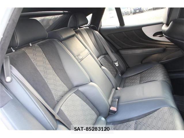 Lexus LS 2018-01 6612859-19