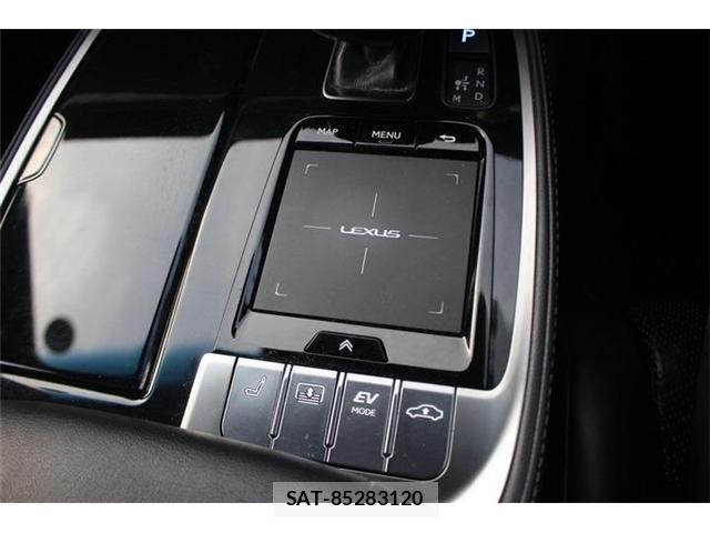 Lexus LS 2018-01 6612859-26