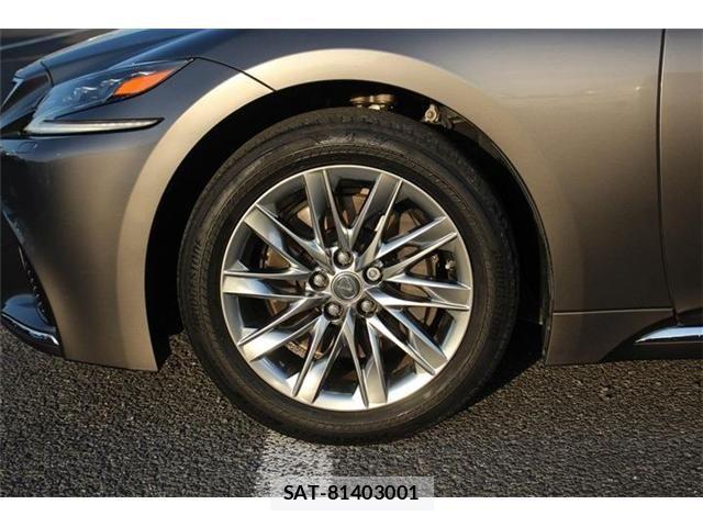 Lexus LS 2017-11 6612858-18
