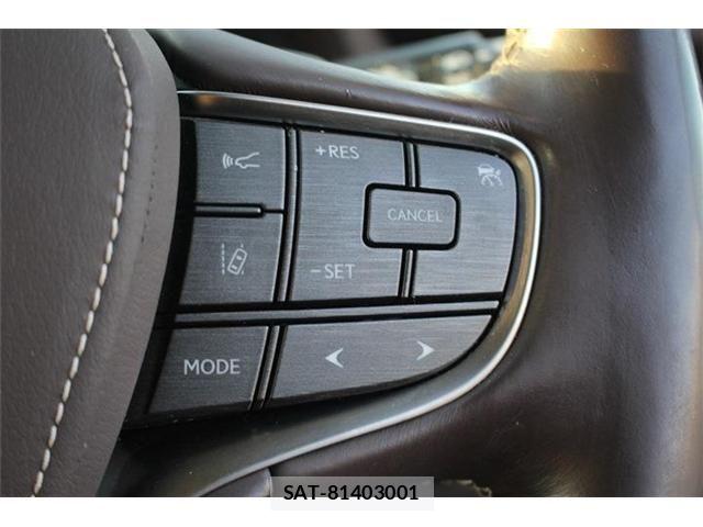 Lexus LS 2017-11 6612858-4