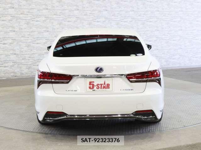 Lexus LS 2018-01 6641835-15