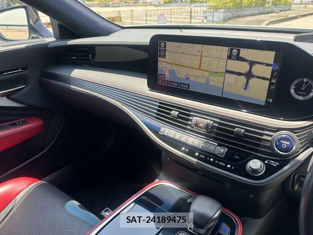Lexus LS 2021-04 6907736-9