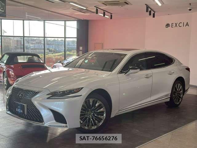 Lexus LS 2018-10 7020772-6