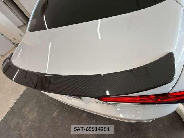 Lexus LS 2018-03 7020769-9