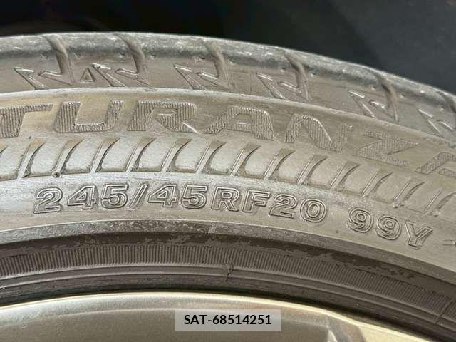 Lexus LS 2018-03 7020769-16