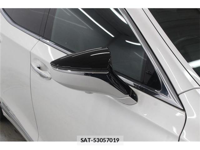 Lexus LS 2018-06 7020773-9