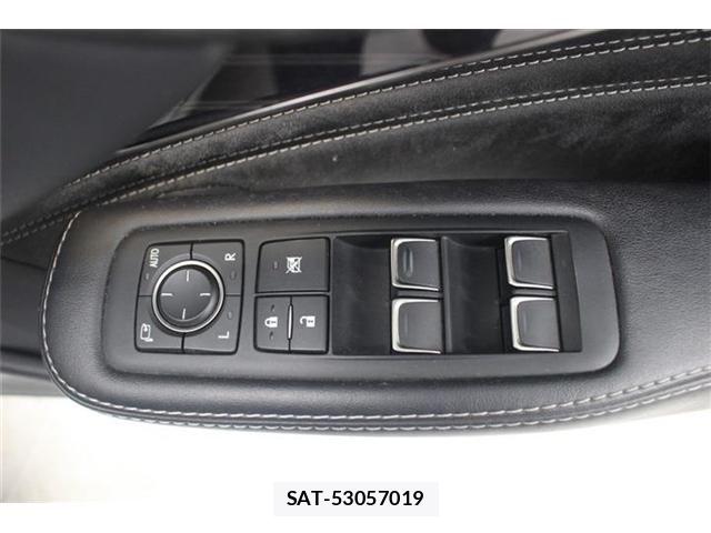 Lexus LS 2018-06 7020773-28