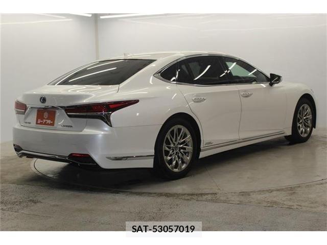 Lexus LS 2018-06 7020773-4