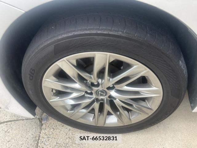 Lexus LS 2017-12 7059266-9