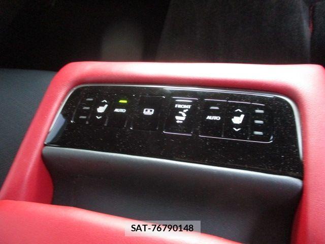 Lexus LS 2023-07 7059264-10