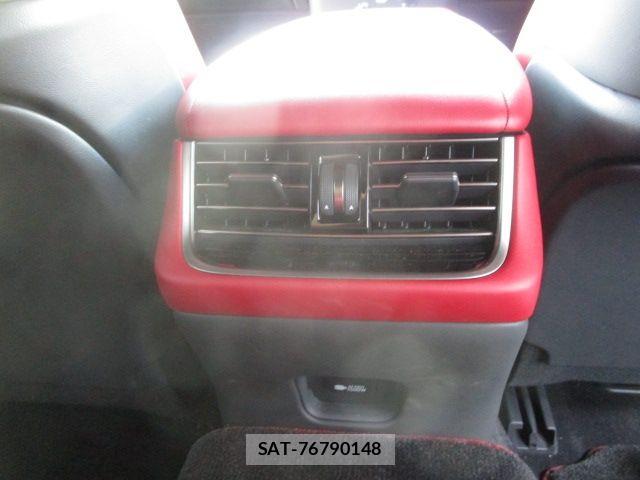 Lexus LS 2023-07 7059264-11